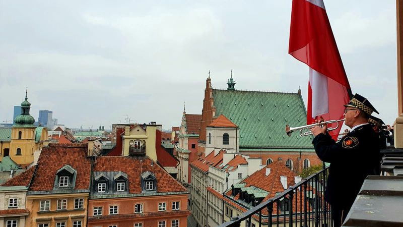 Warszawa. Straż Miejska odegrała "Mazurka Dąbrowskiego"