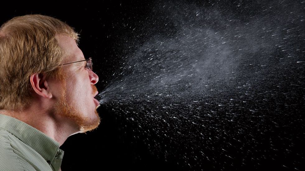 Kichanie w zwolnionym tempie. Zadziwiające, piękne czy obrzydliwe? 1