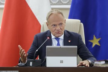 Spór o akcyzę. Tusk z nowym apelem do prezydenta. "Proszę podpisać"