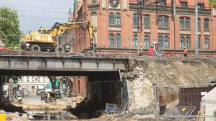 Katowice: Przebudowa wiaduktu kolejowego. Jak wygląda ulica Damrota?