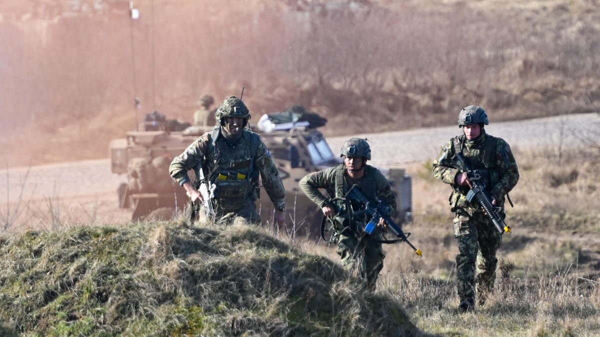 ćwiczenia
Marcin Bielecki
BRJU24, ćwiczenia, dzień otwarty, NATO, poligon, sojusz północnoatlantycki, wojsko, Żołnierze