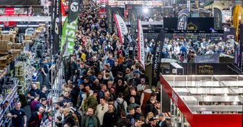 Poznań: Tłumy na Rybomanii na MTP. To nie są zwykłe targi. To wędkarskie oblężenie Poznania!