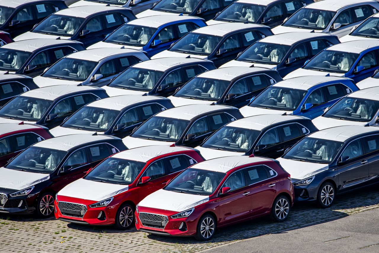 Sprzedaż aut w Europie rośnie. Szykuje się mocny finisz roku