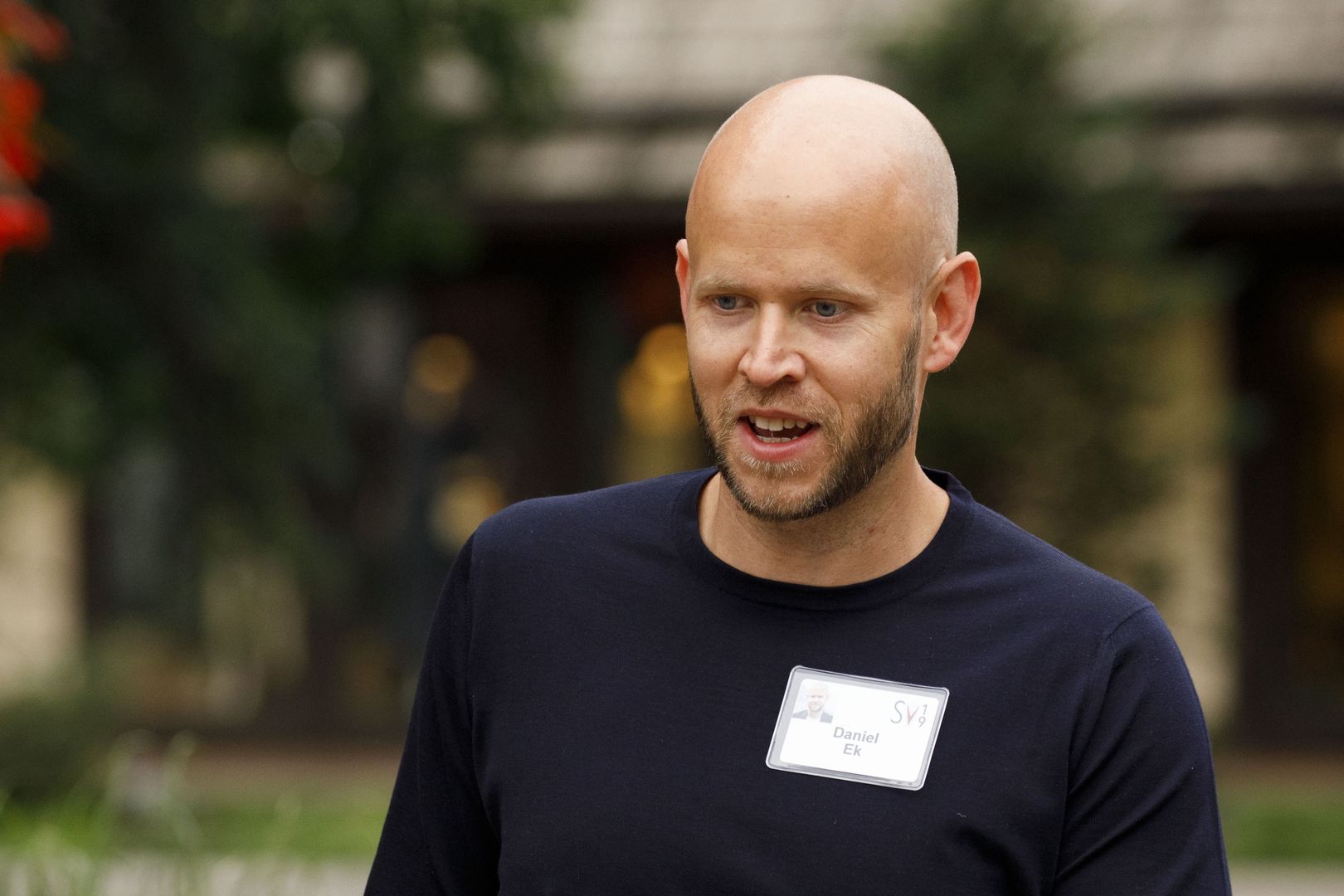 Attendees Arrive For Allen & Co. Media And Technology Conference
Daniel Ek, co-founder and chief executive officer of Spotify Technology SA, arrives for the morning session of the Allen & Co. Media and Technology Conference in Sun Valley, Idaho, U.S., on Wednesday, July 10, 2019. The 36th annual event gathers many of America's wealthiest and most powerful people in media, technology, and sports. Photographer: Patrick T. Fallon/Bloomberg via Getty Images
Bloomberg
media, sunvalley2019, u.s.a., tech, americas