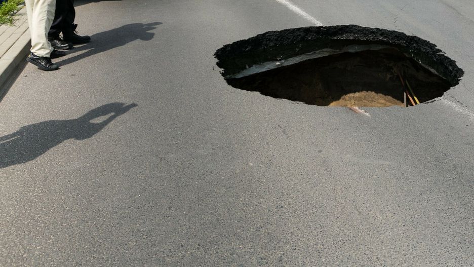 Małopolskie. Zapadlisko powstało na obwodnicy Bolesławia (zdj. ilustracyjne)
