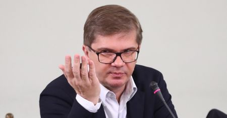 "Nic się nie stało". Dziennikarze i internauci sceptycznie o dokumencie Latkowskiego: "Oskarżenia niepodparte dowodami, KOSZMARNIE ZŁY FILM"