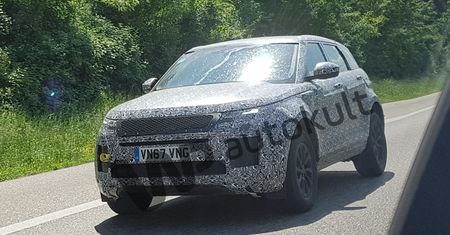 Range Rover Evoque złagodnieje. Zobacz szpiegowskie zdjęcia prototypu