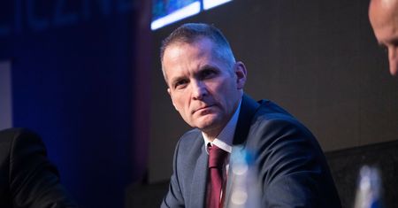 Pensje prezesów banków stopniały. Rekordzista i tak zarobił 4,7 mln zł