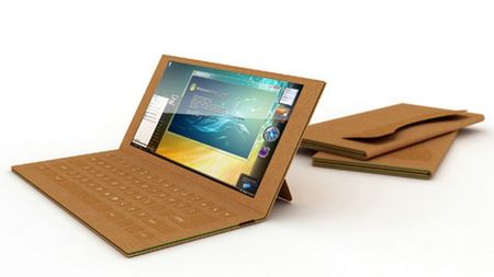 Netbook z tektury 1