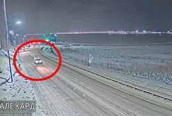 Tajemniczy konwój o północy. Tak przewozili ciało Nawalnego?