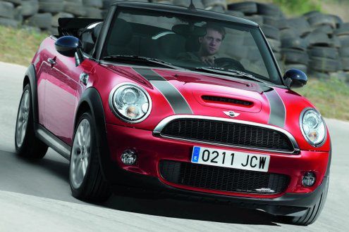 MINI John Cooper Works cabrio odsłonięte