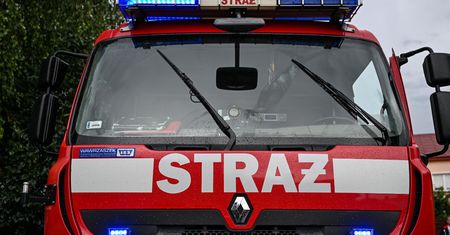 Silny wiatr w Polsce. Setki interwencji strażaków