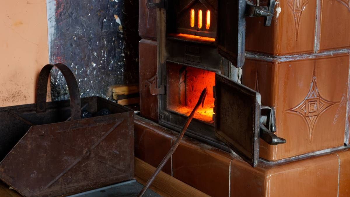 2026 rok oznacza w wielu województwach zakaz palenia w piecach k