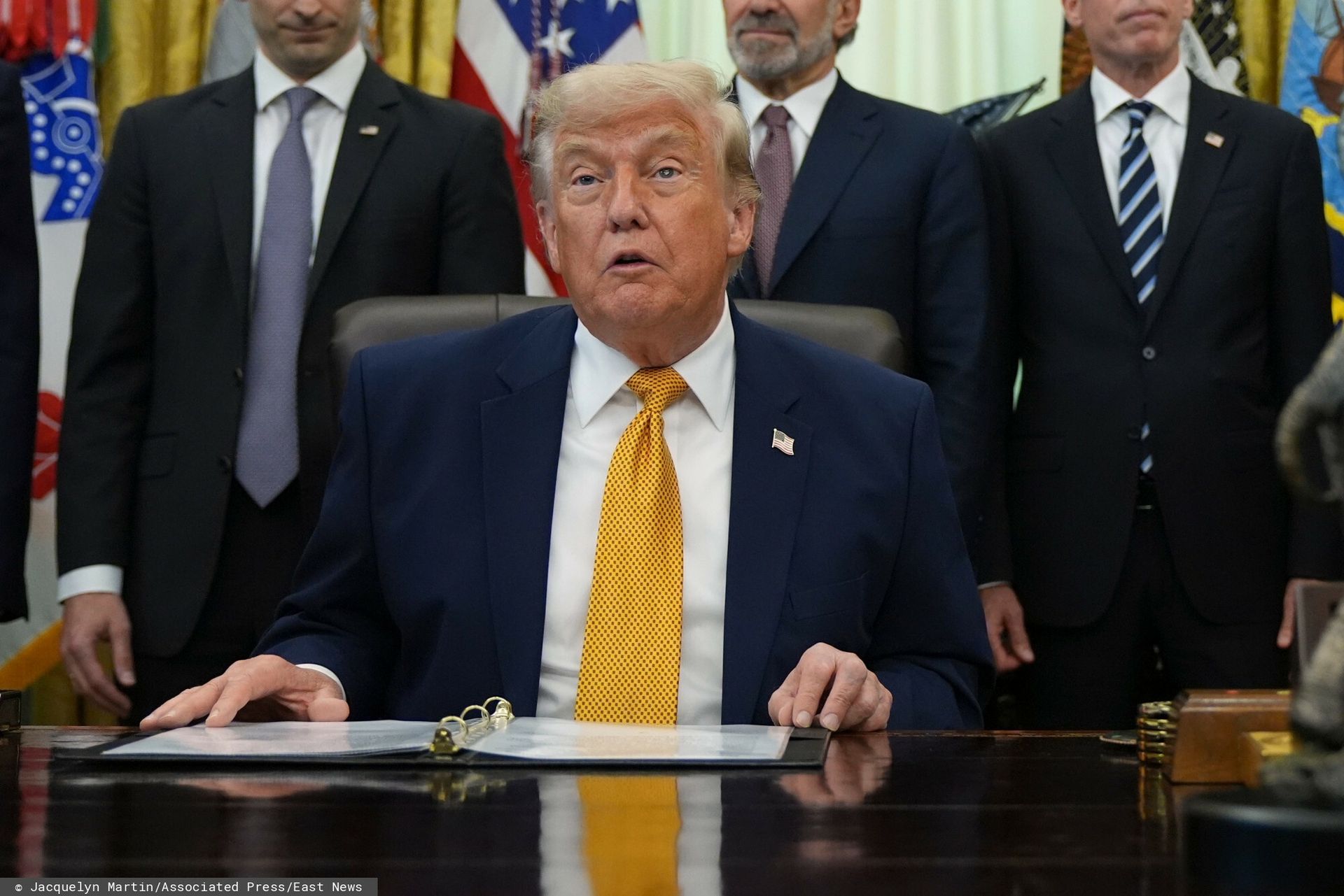 Europejska prawica dystansuje się od Trumpa? Wymieniają polityków