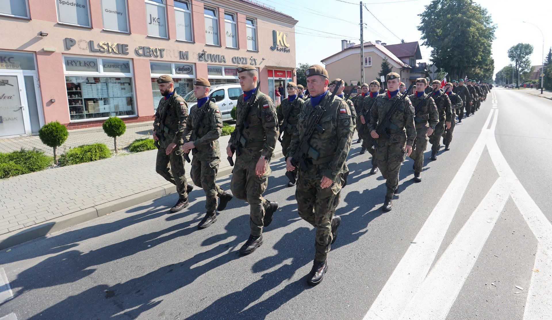 XXVI Wojewódzka Pielgrzymka Służb Mundurowych i XXVI Dożynki Powiatowe w Leżajsku
