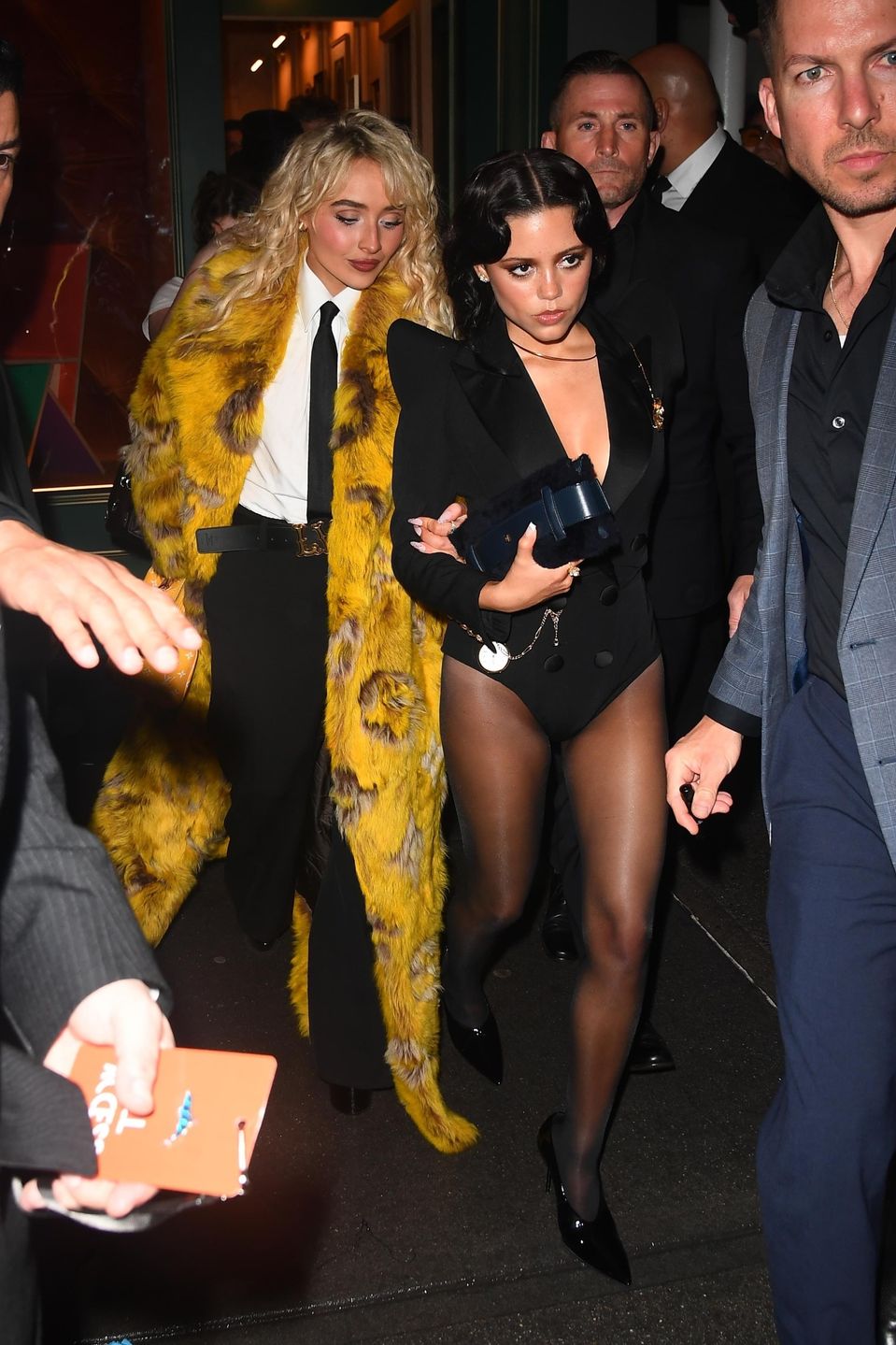 Sabrina Carpenter i Jenna Ortega