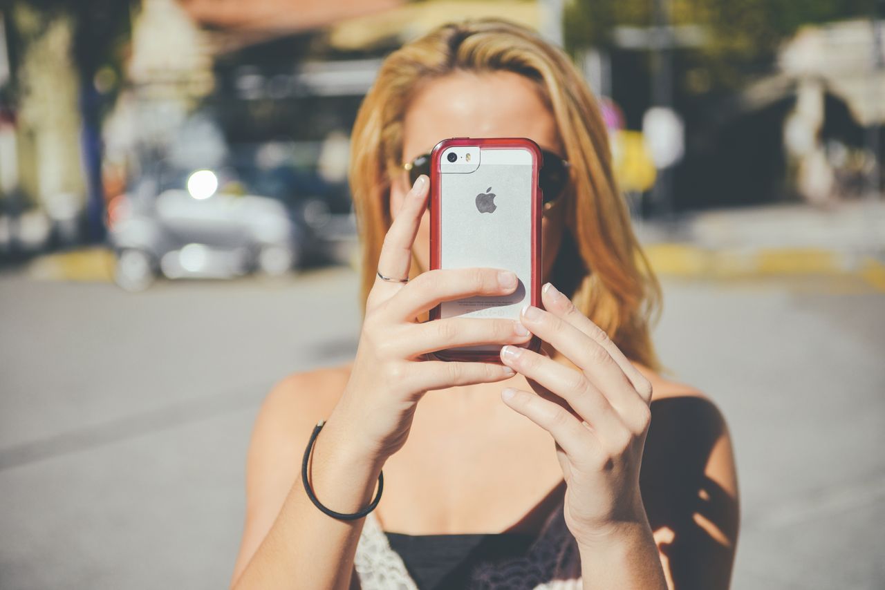 Nowe "Zdjęcia Google" na iPhonie daje kontrolę nad głębią i ostrością