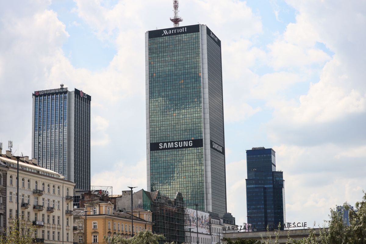 The end of the Marriott hotel in Warsaw. This has not happened since 1989.