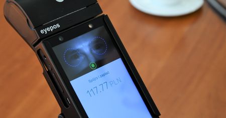 Wrocław. Te oczy mogą płacić. MPK rozpoczęło współpracę z PayEye