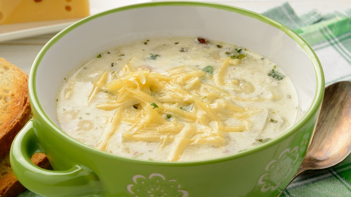 Neapolitańska zupa serowa