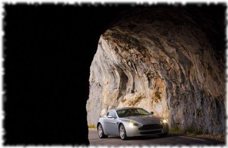 Genewa: Odnowiony Aston V8 Vantage