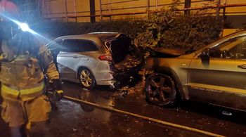 Katowice: Groźny pożar samochodów. Dwa auta płonęły jak pochodnie