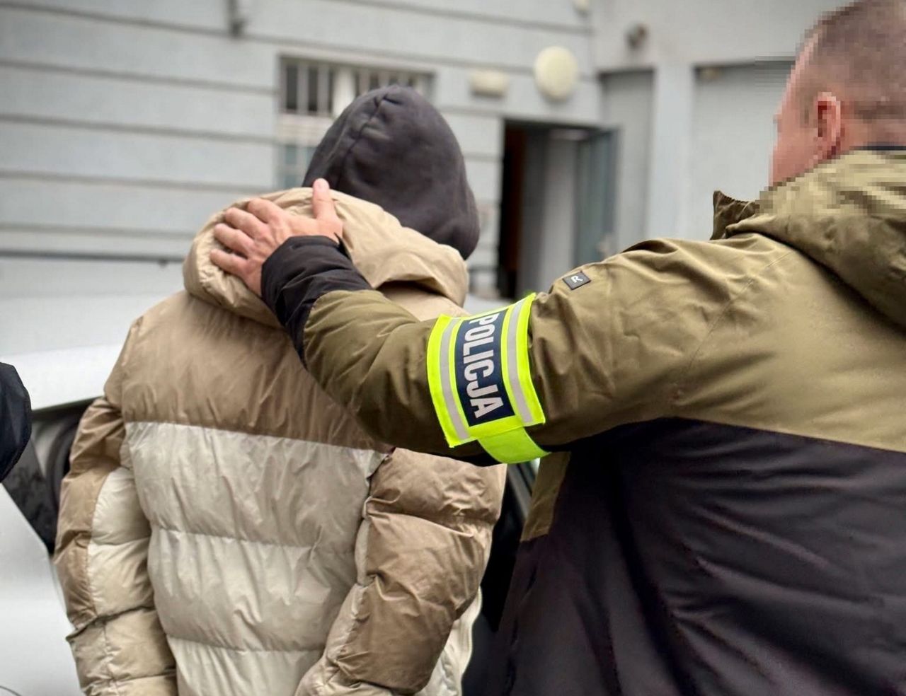 18-latka uderzyła w twarz kierowcę autobusu. Oto co znaleźli przy niej policjanci