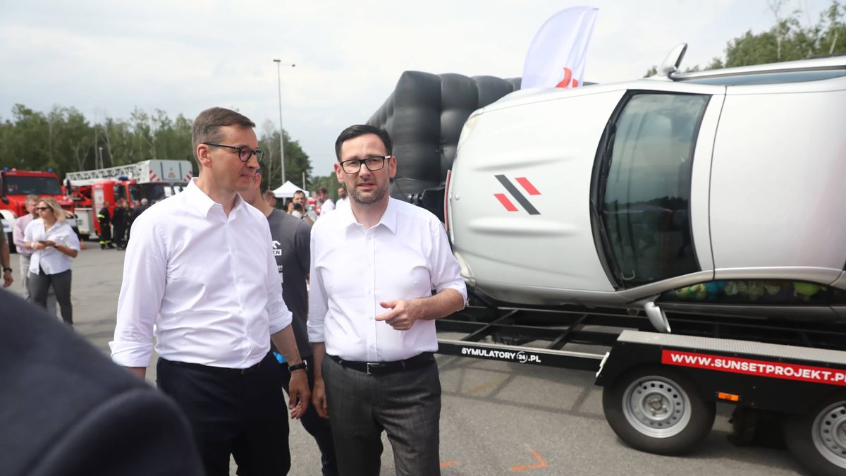 Mateusz Morawiecki, Daniel Obajtek