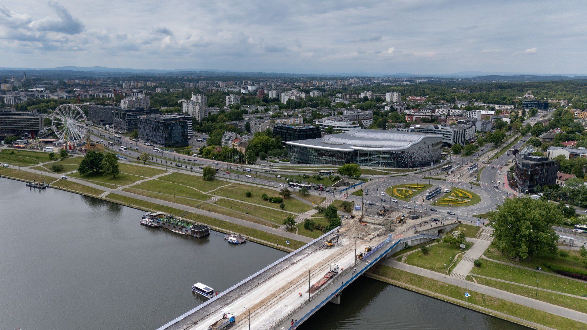 Remont mostu Grunwaldzkiego w Krakowie.