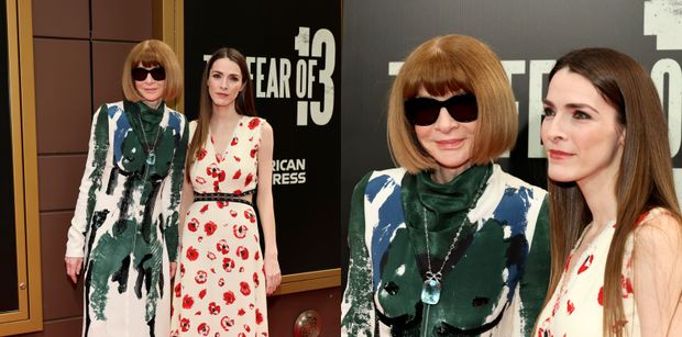 RZADKI WIDOK: Anna Wintour melduje się z 39-letnią córką na premierze sztuki na Broadwayu. Podobna do słynnej mamy? (ZDJĘCIA)