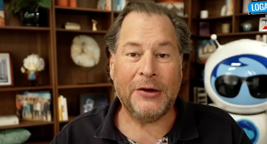 Wdrożył AI i zwolnił 4 tys. pracowników. Wcześniej zapewniał: Ludzie nie znikną