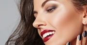 Prosty makijaż wieczorowy, który wykonasz samodzielnie - łatwe triki i wskazówki