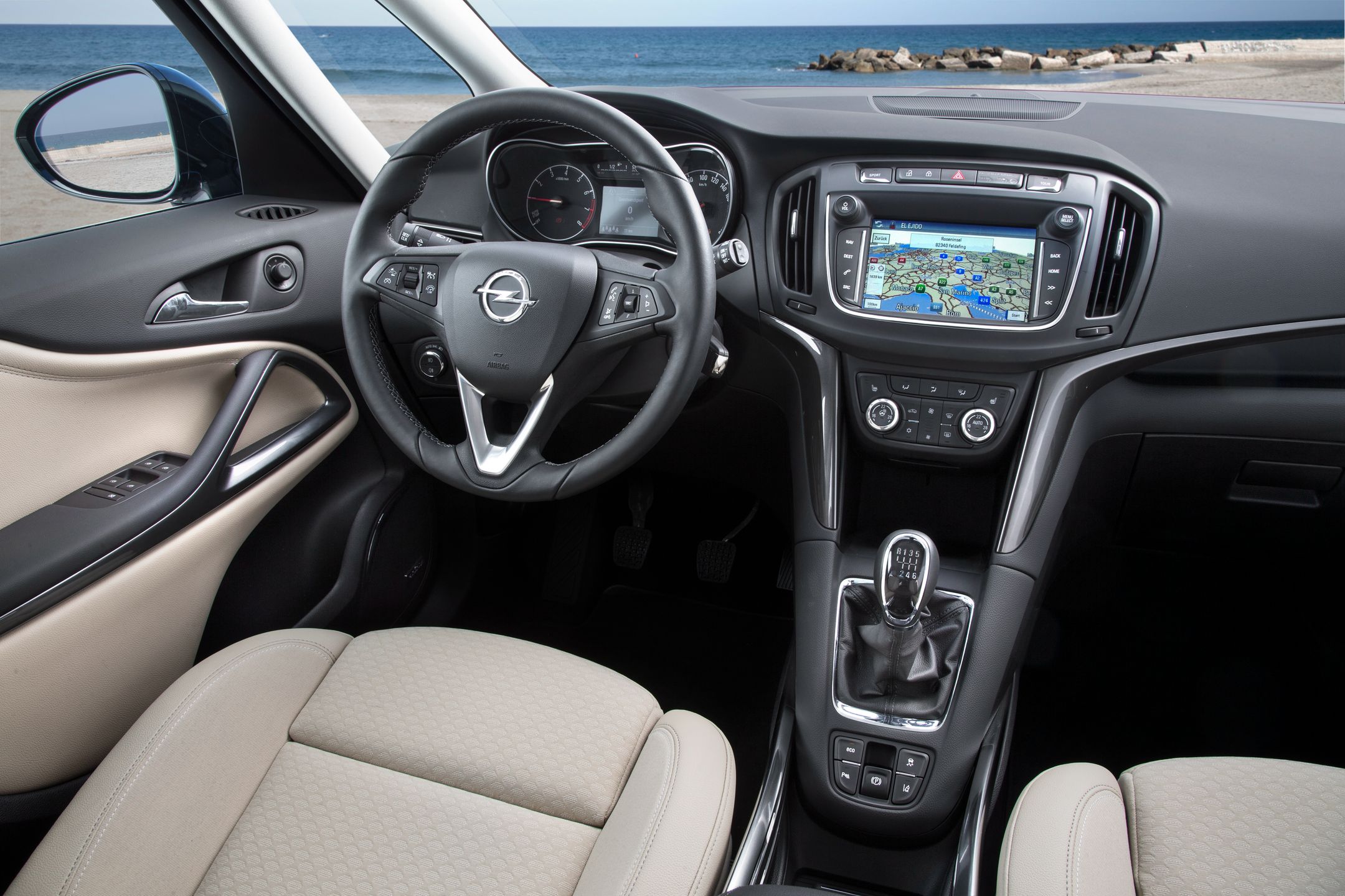 Opel Zafira 4