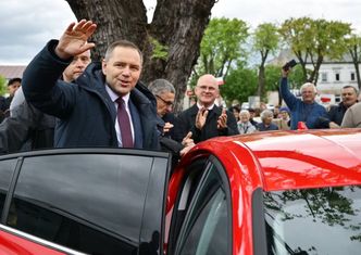 Zamieszanie z drugim mieszkaniem Nawrockiego. Jego sztab oskarża służby. ABW zaprzecza
