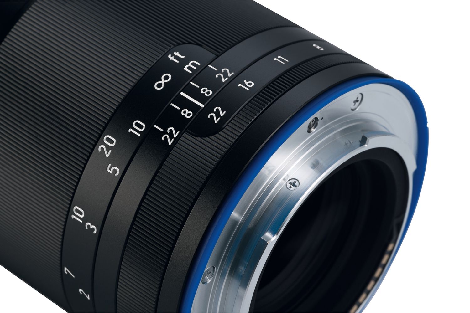 Zeiss wzbogaca ofertę kompaktowych obiektywów o model Loxia 85 mm f/2.4 6