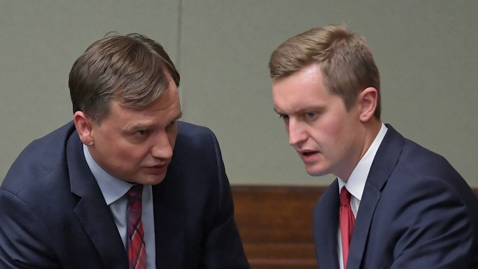 Minister sprawiedliwości Zbigniew Ziobro i jego zastępca Sebastian Kaleta