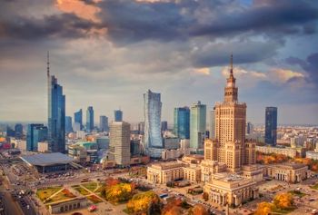 Pogoda w Warszawie. Prognoza na wtorek 30 września. Chłodno i pochmurno, może pojawić się przelotny deszcz