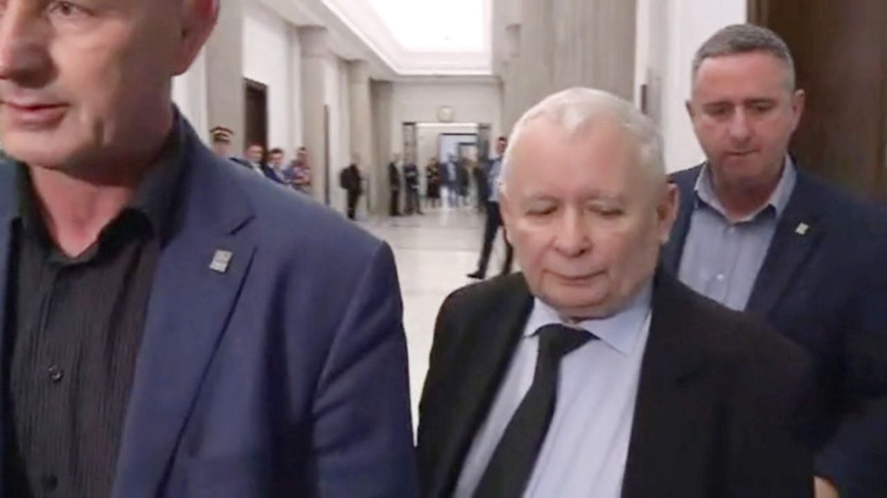 Jarosław Kaczyński o Donaldzie Tusku dla WP. "Wróg dla Polski, dla mnie nie"