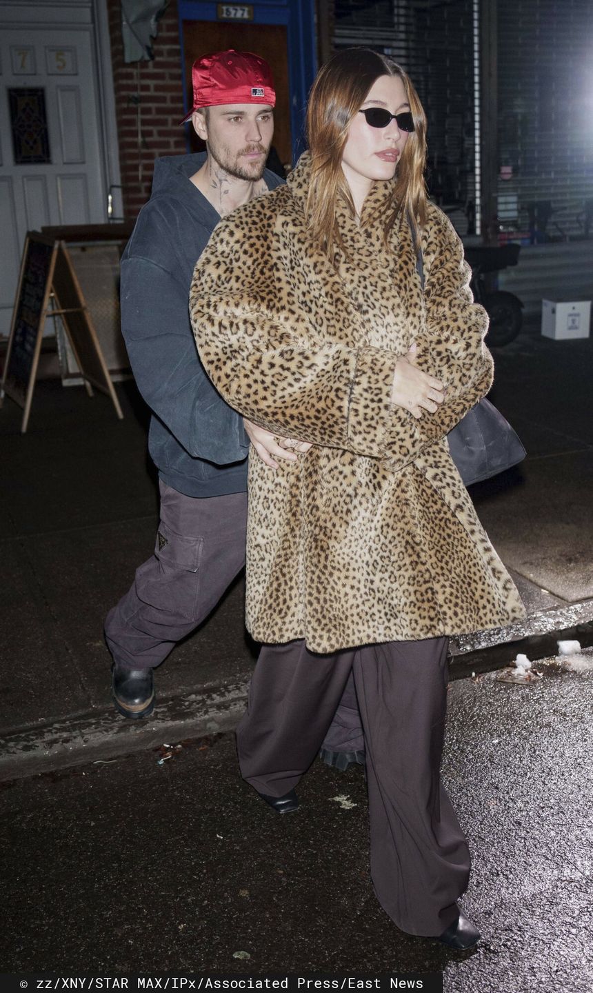 Bieberowie i Kendall Jenner na kolacji
Photo by: zz/XNY/STAR MAX/IPx 2025 2/6/25 Justin Bieber and Hailey Bieber are seen on February 6, 2025 in New York City. (NYC)
zz/XNY/STAR MAX/IPx