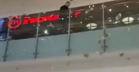 Pokazał, ile wart jest rubel. Wideo z rosyjskiej galerii podbija sieć