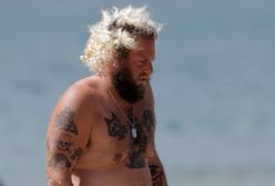 Jonah Hill figluje na plaży. Przyłapali go paparazzi