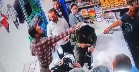 Iran. Zaatakował kobiety. Zostały ukarane "za brak nakrycia głowy"