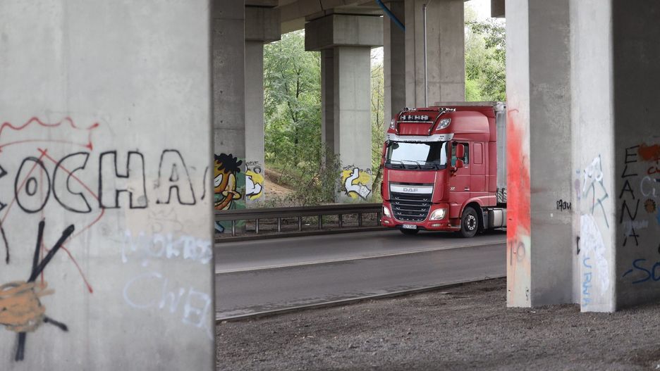 Wiadukt na DTŚ w Świętochłowicach przy granicy z Chorzowem