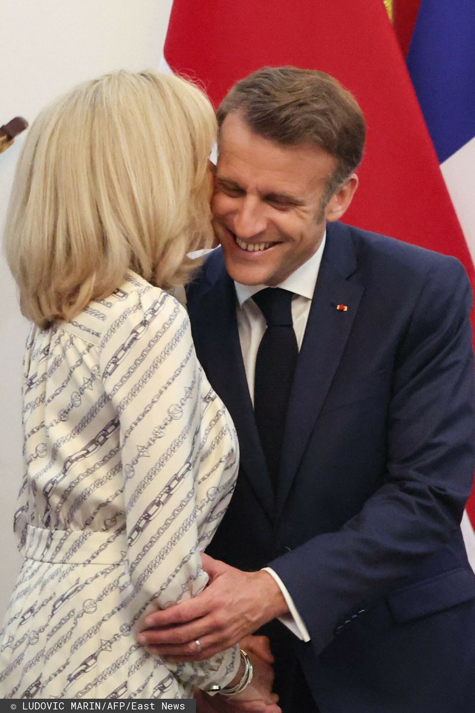Emmanuel i Brigitte Macronowie w Dżakarcie