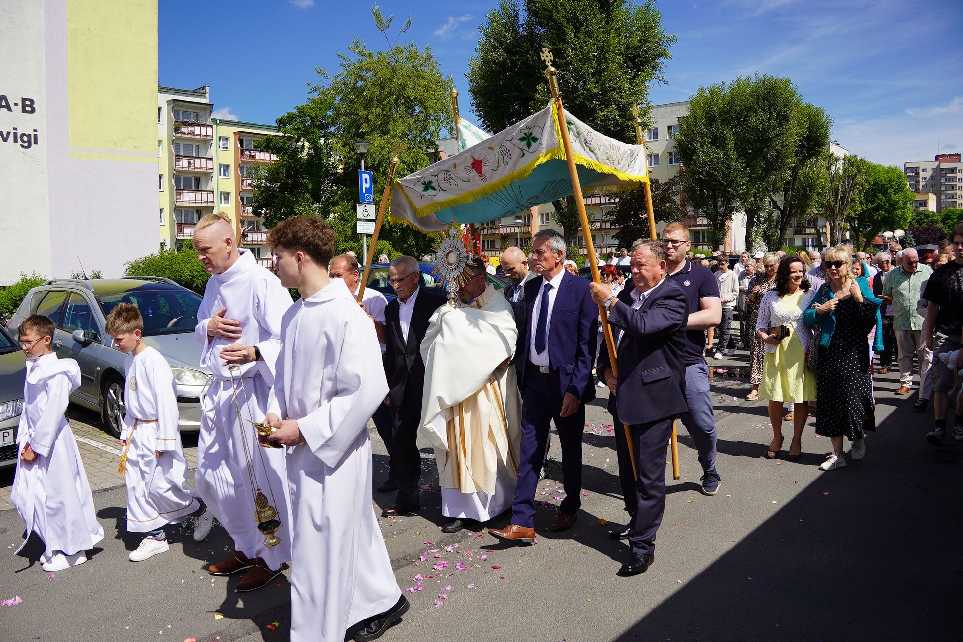 Procesja Bożego Ciała w Parafii Miłosierdzia Bożego w Pile