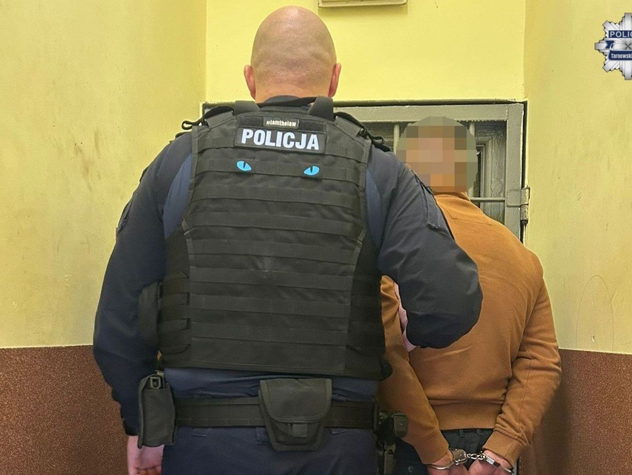 Kalety: Sceny jak z filmu sensacyjnego. Pijany 32-latek próbował staranować na drodze auto swojej partnerki