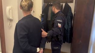 Warszawa: Policja zatrzymała 53-latka mogącego mieć związek z wywoływaniem fałszywych alarmów, w tym tego w mieszkaniu Tomasza Sakiewicza