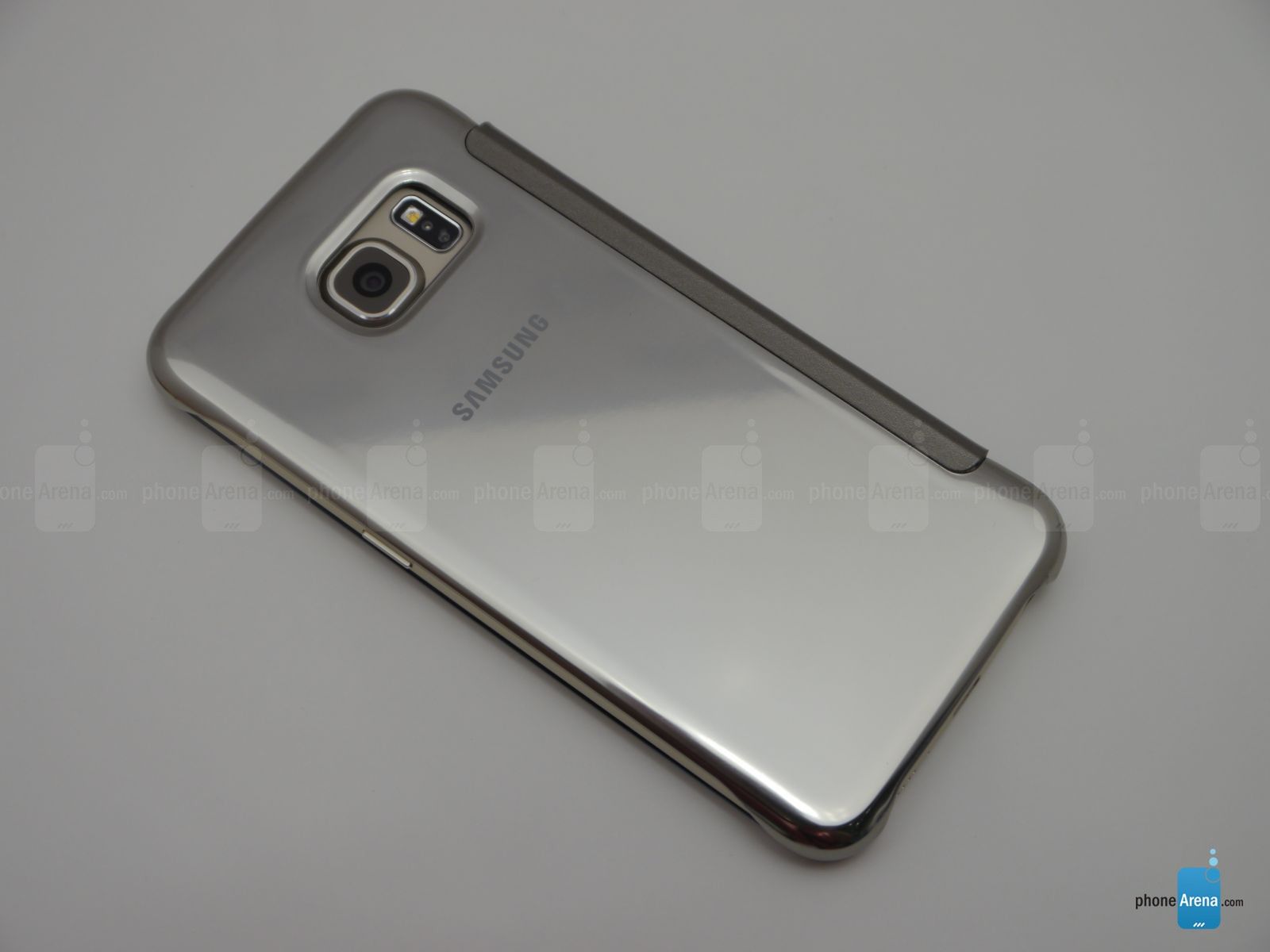 Zobacz i oceń oryginalne etui dla Samsunga Galaxy S6 i S6 Edge 13