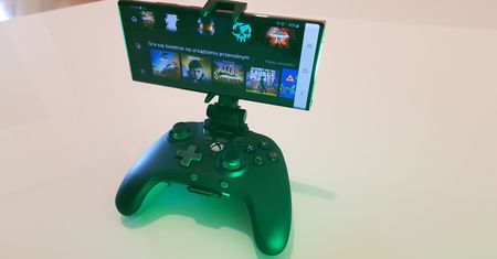 xCloud na iOS. Microsoft wymyślił, jak obejść ograniczenia Apple