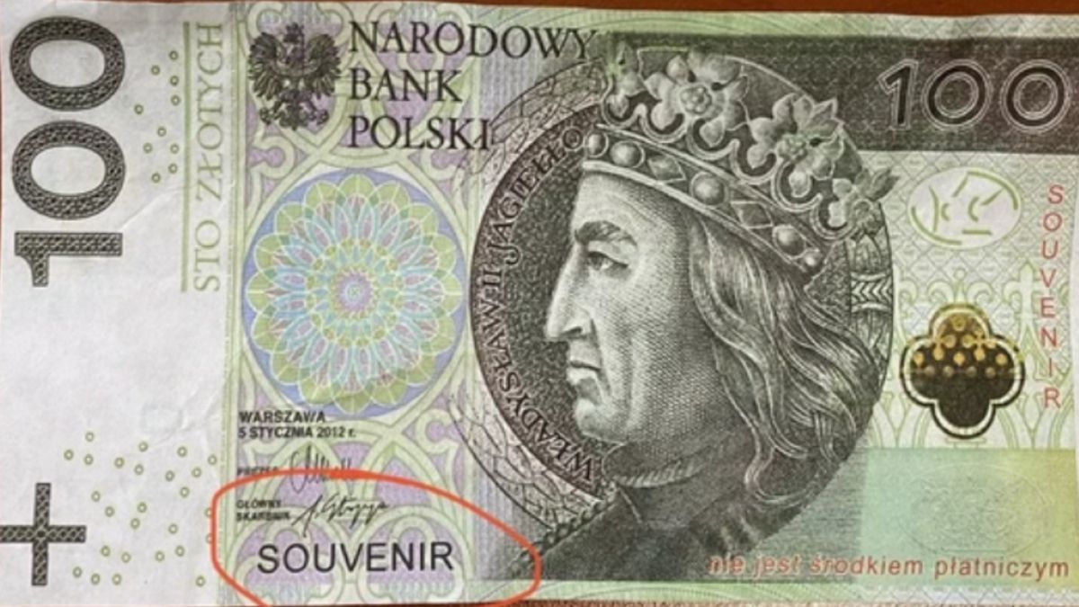 Chciał zapłacić fałszywymi pieniędzmi.